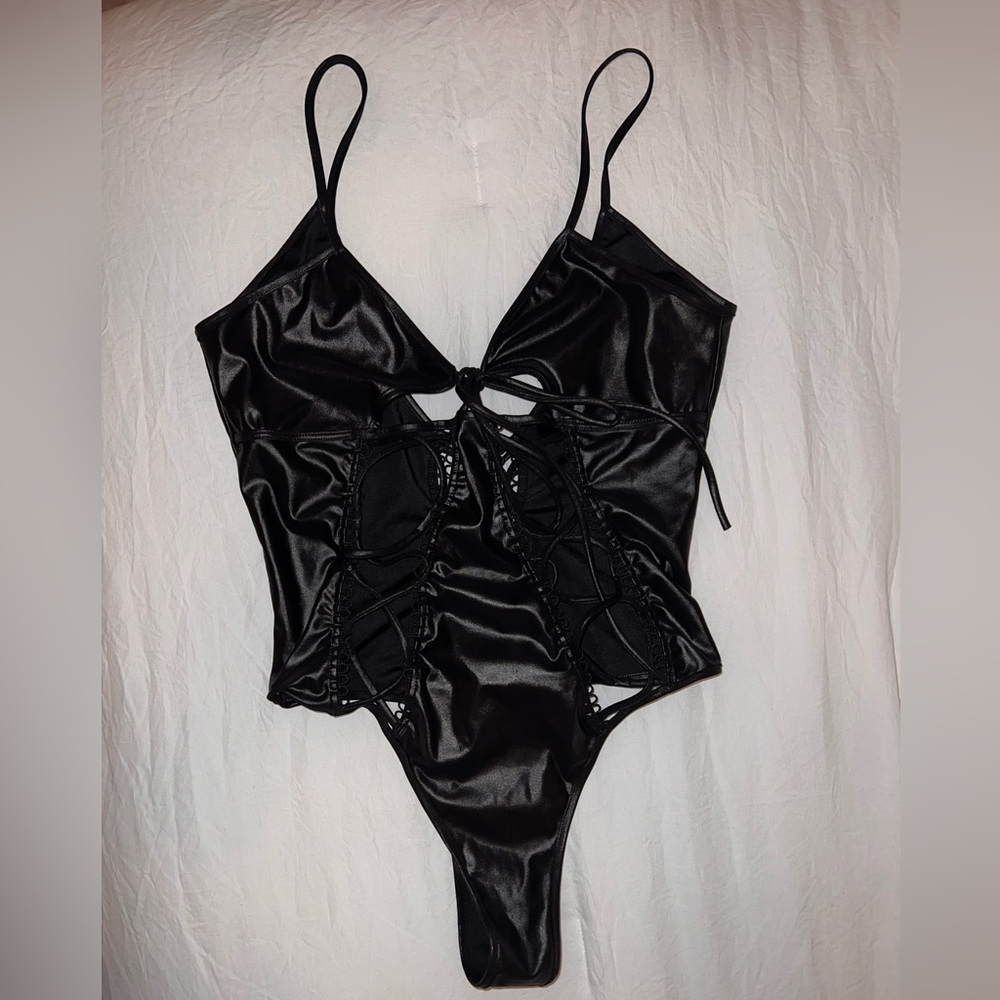 Sexy leather lace up Black Women's Bodysuit lingerie cosplay costume